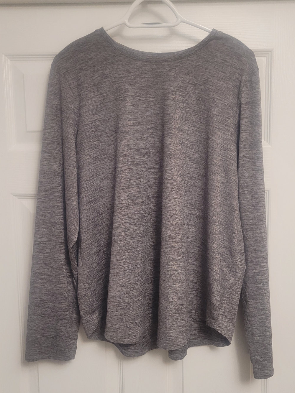 Hyba Essentials Long-Sleeve Lightweight Active Top
